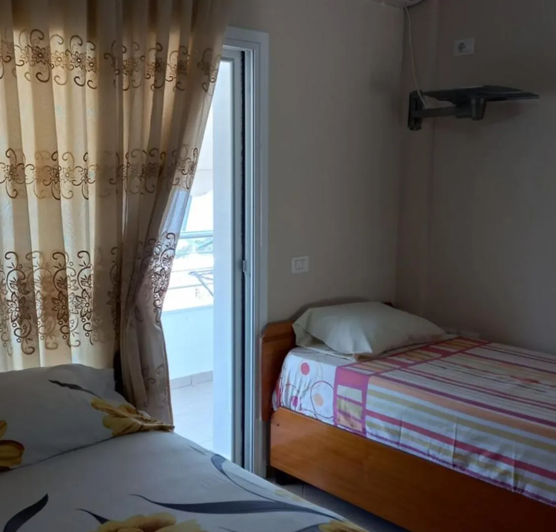 Paulino'S Apartments Λούκοβο