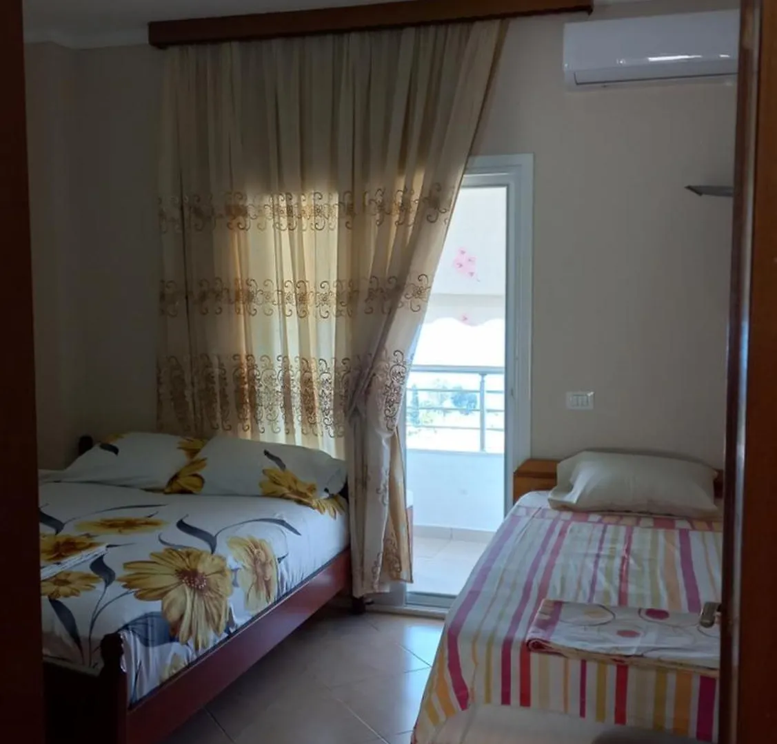 Paulino'S Apartments Λούκοβο
